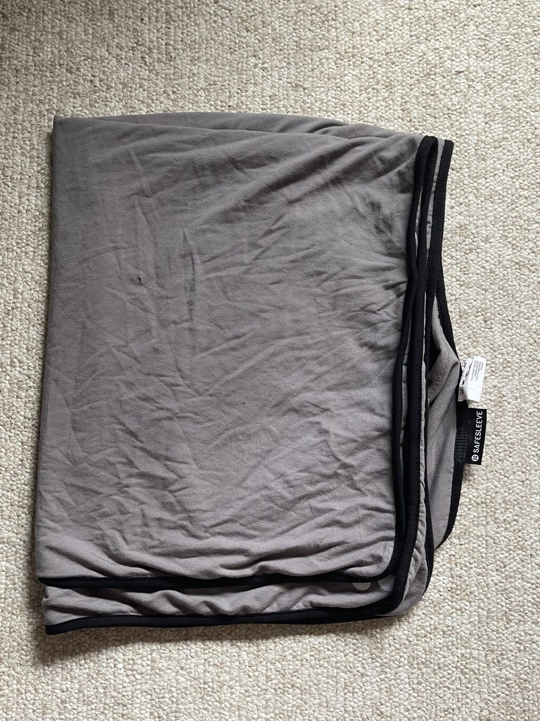 Safe sleeve EMF blocking blanket